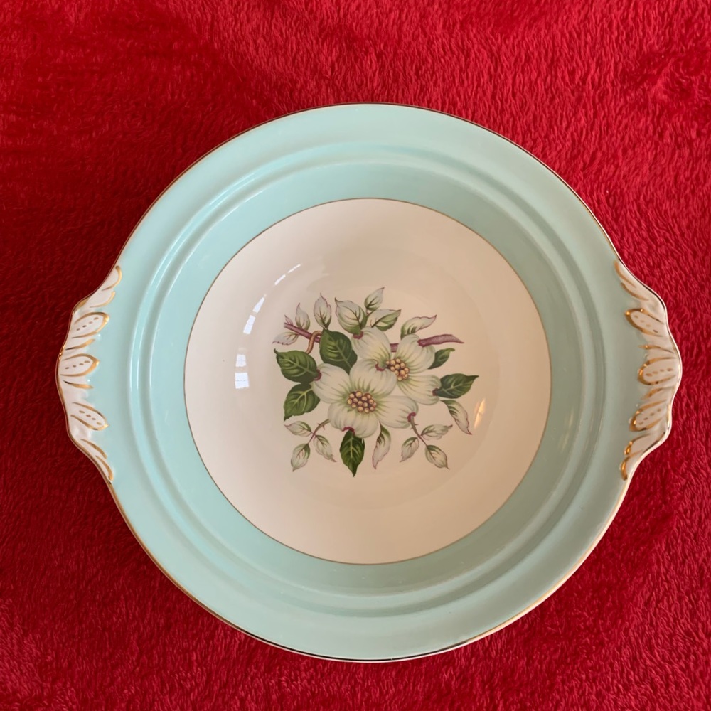 Vintage Johnson’s Bros Covered Vegetable Dish - Picture 3 of 11